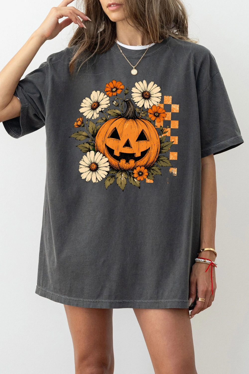 Blooming flower halloween pumpkin tee