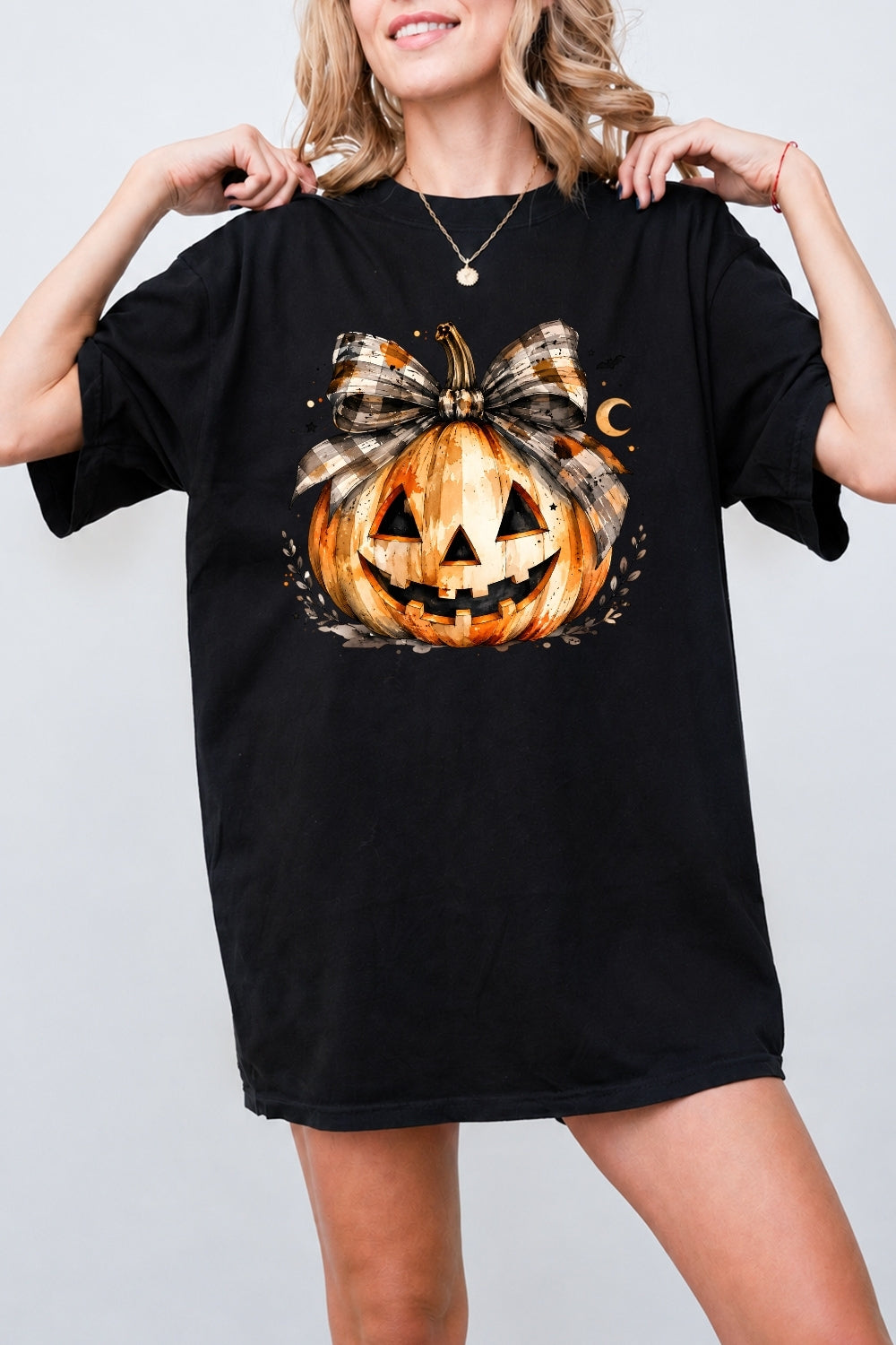 Bow-tied smiling pumpkin tee