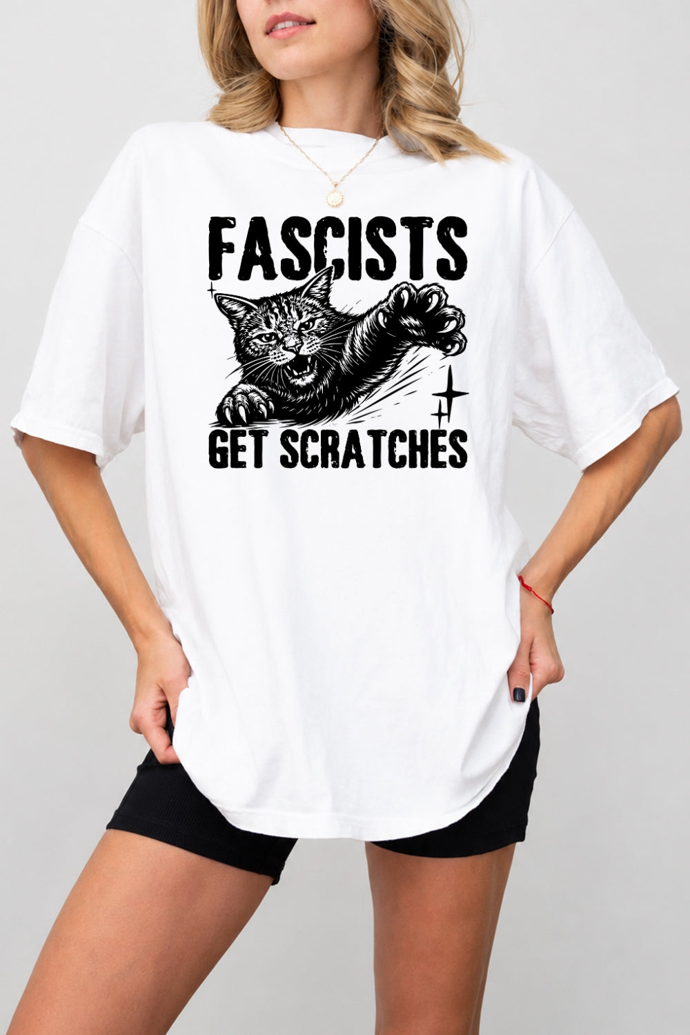 Get scrathes cat tee