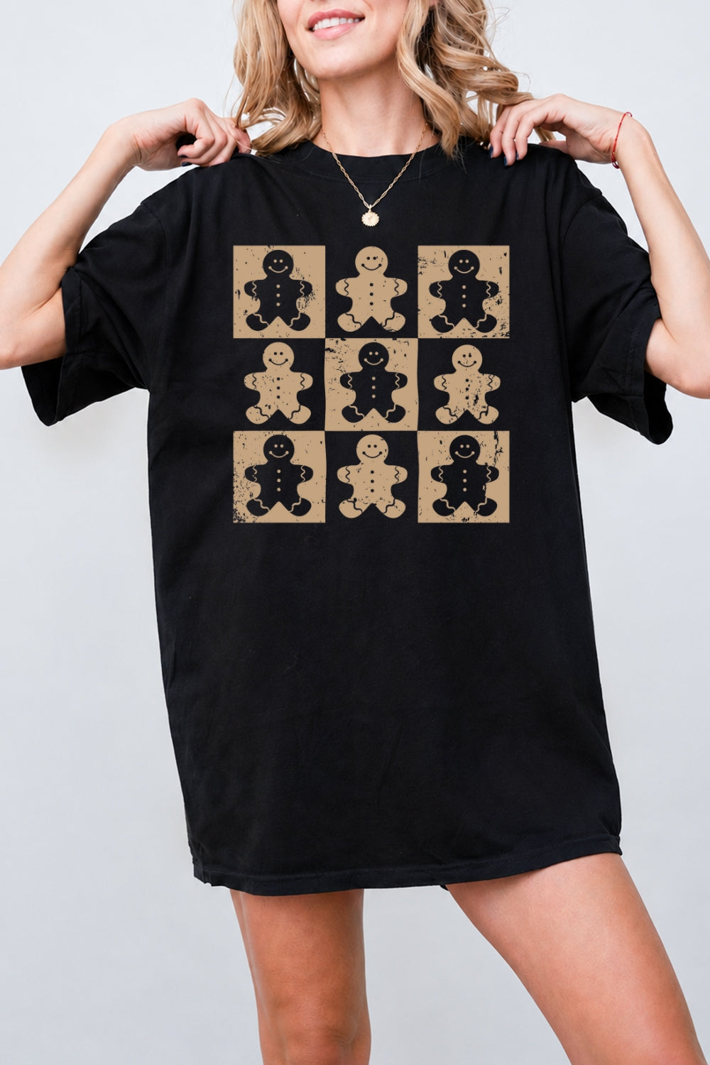 Gingerbread man checkerboard tee