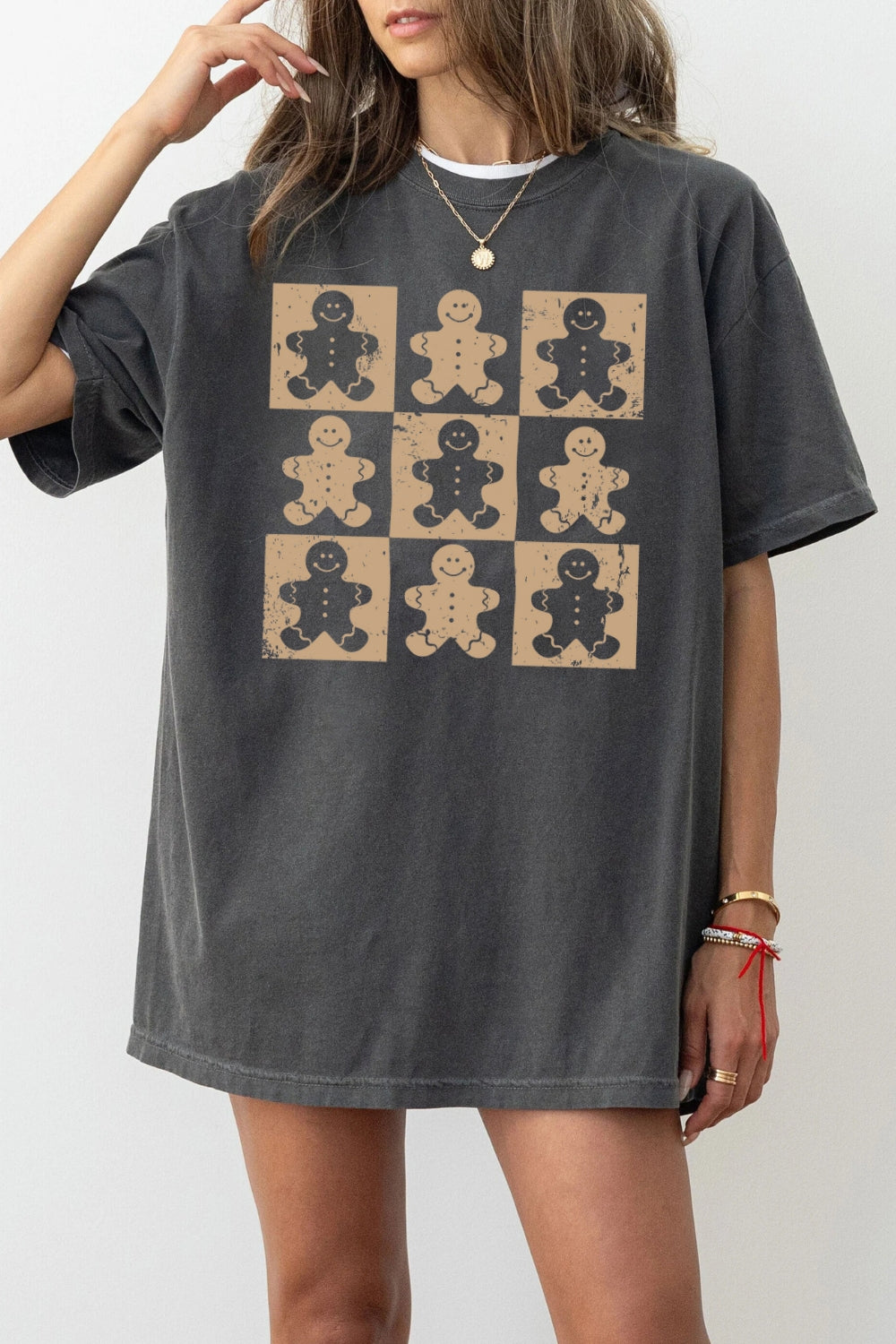 Gingerbread man checkerboard tee
