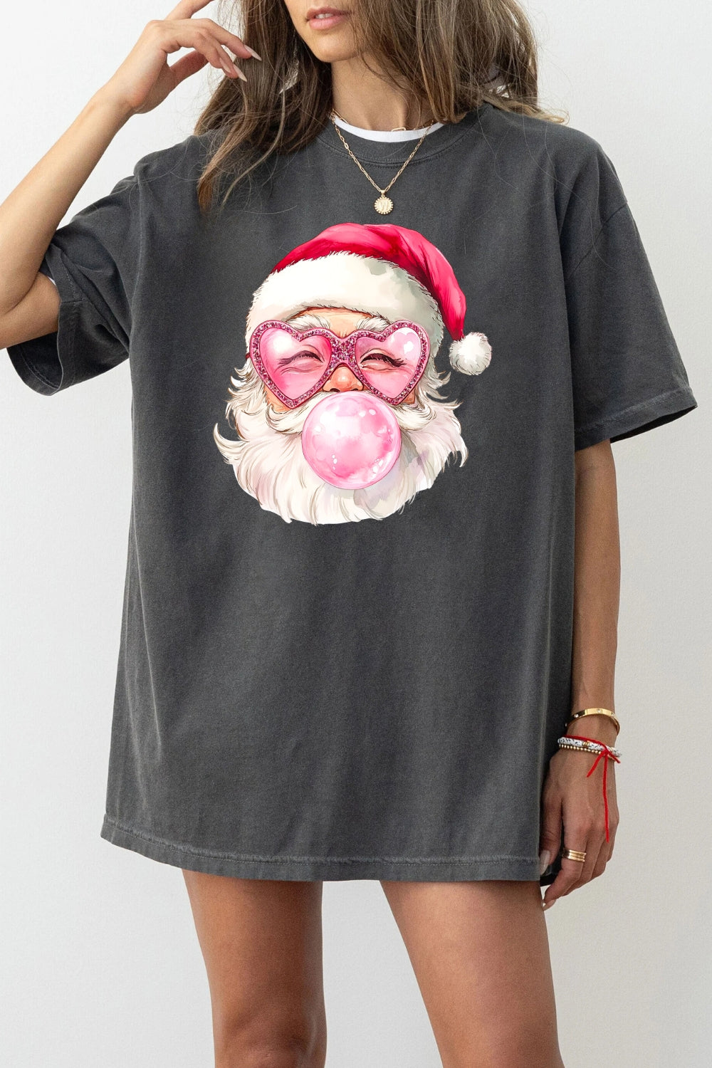 Heart-shaped glasses santa tee