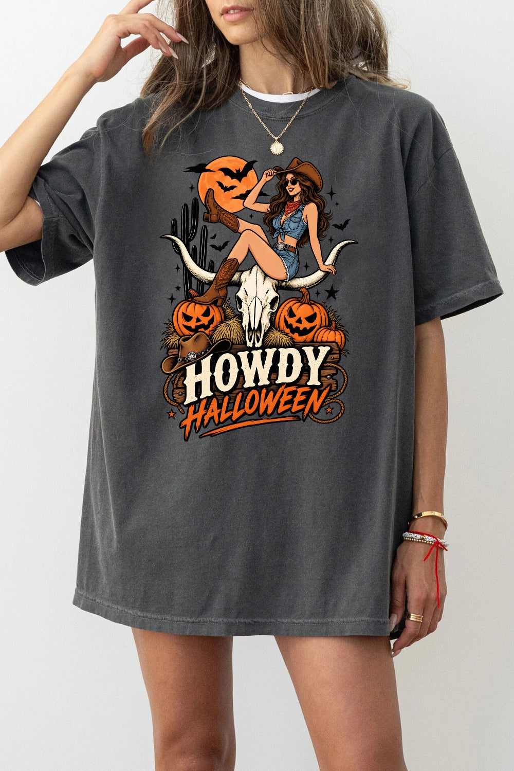 Howdy halloween cowgirl tee
