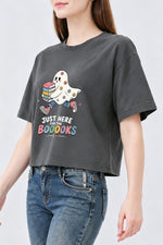 Just here for the booooks crop top