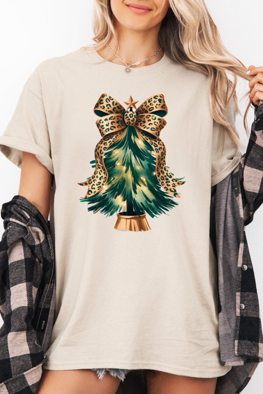 Leopard bow christmas tree tee