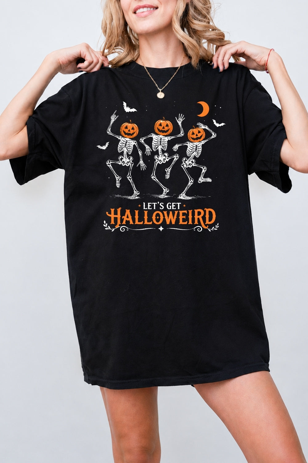 Let's get halloweird skull tee