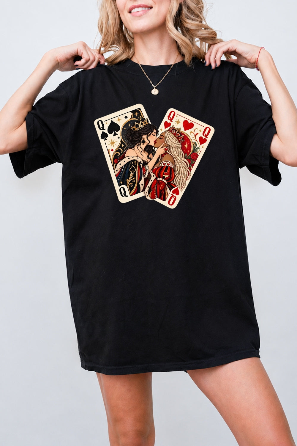 Queencard kissing tee