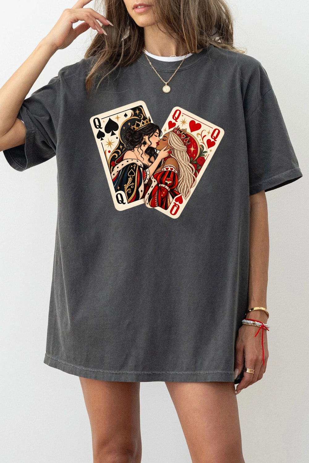 Queencard kissing tee