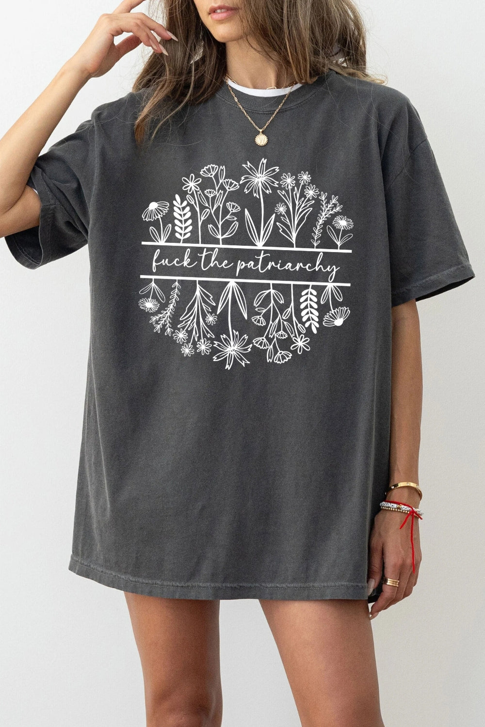 Resist the patriarchy floral tee