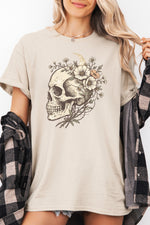 Skull floral halloween tee