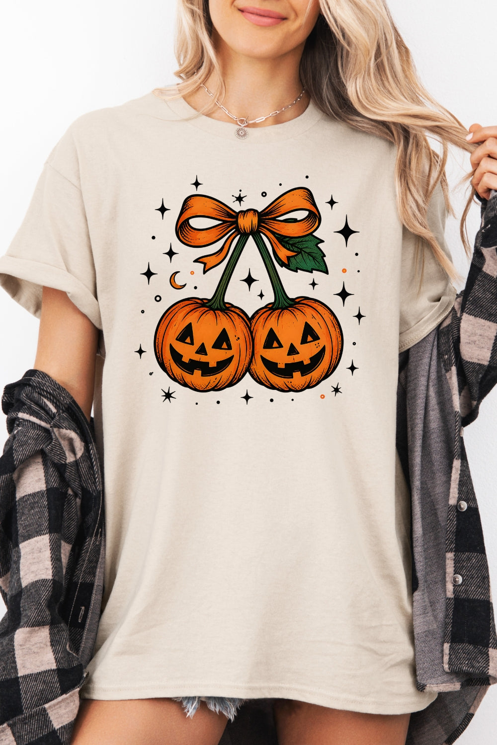 Smiling halloween pumpkin bow tee