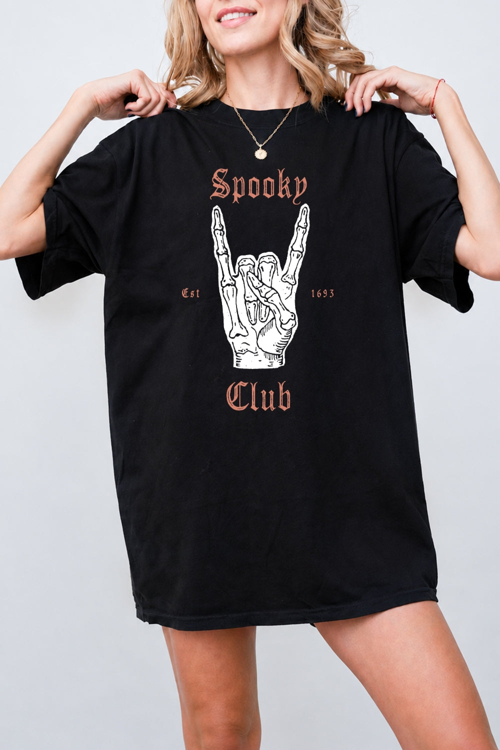 Spooky club rock skeleton tee
