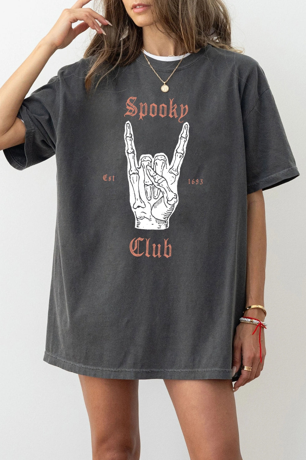 Spooky club rock skeleton tee