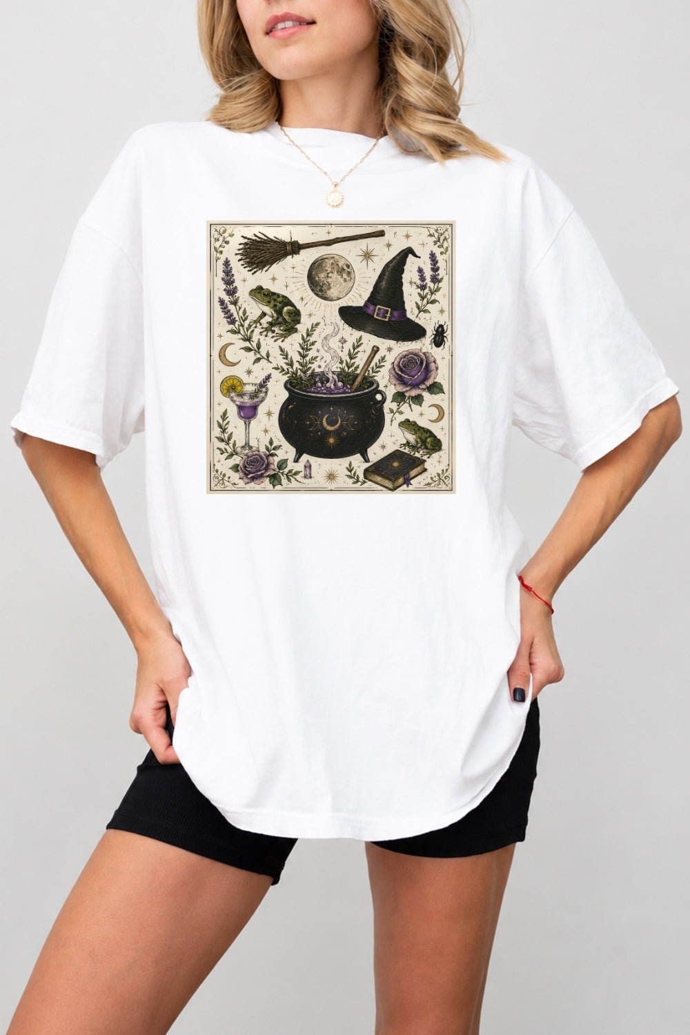 The witch's belongings tee