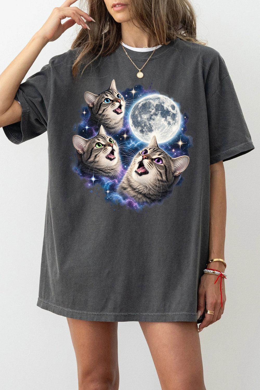 Three cats around the moon tee